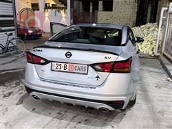 نيسان ألتيما